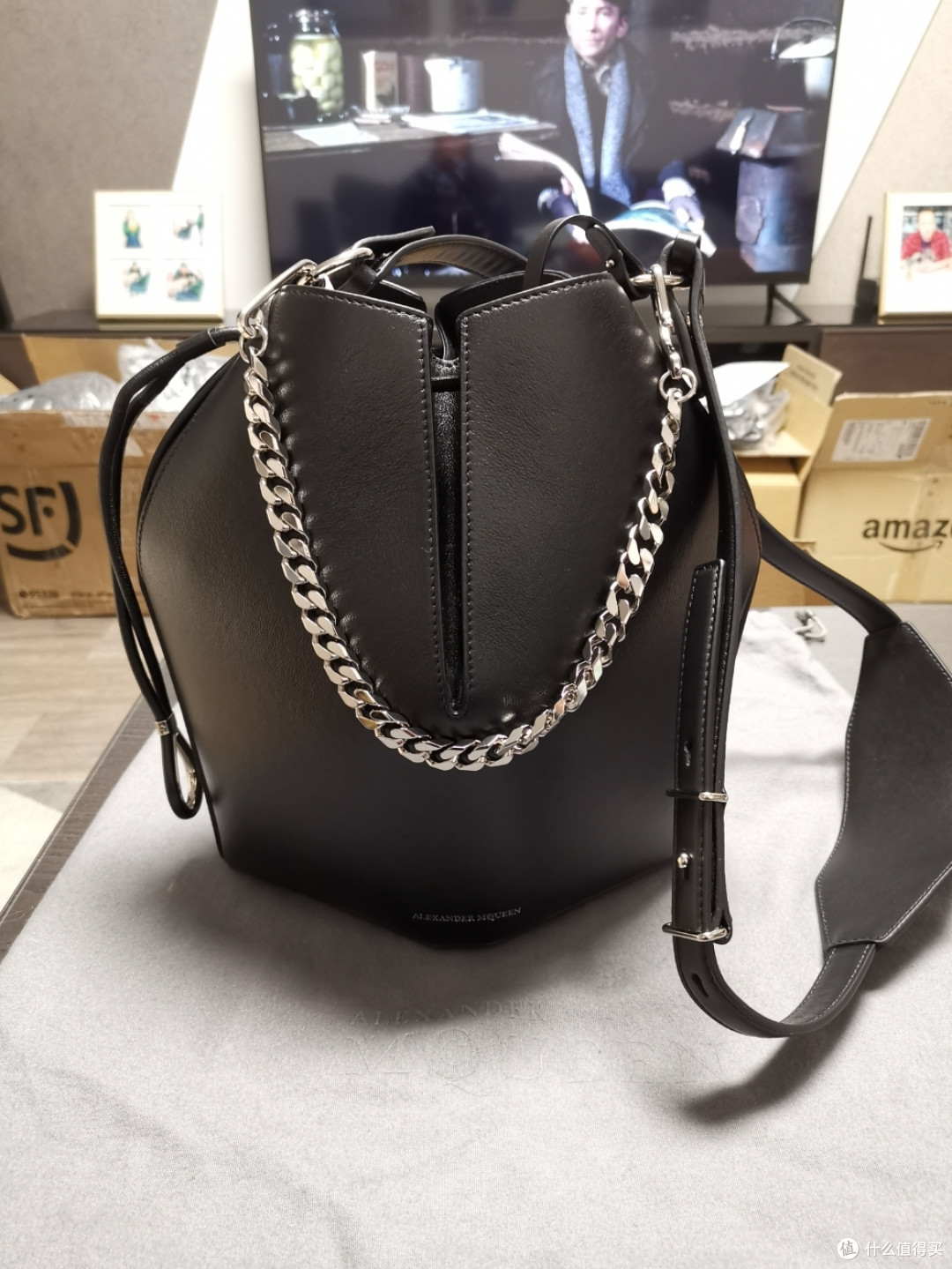 媳妇的亚历山大麦昆alexandermcqueen单肩链条水桶包