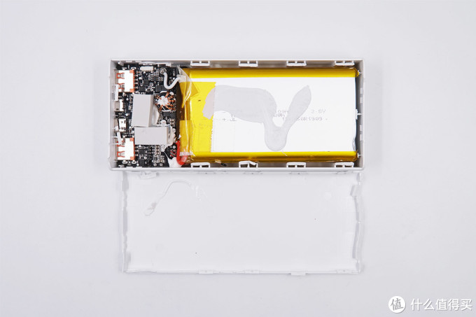 拆解报告:Baseus倍思20000mAh 45W PD快充移动电源BS-20KP204