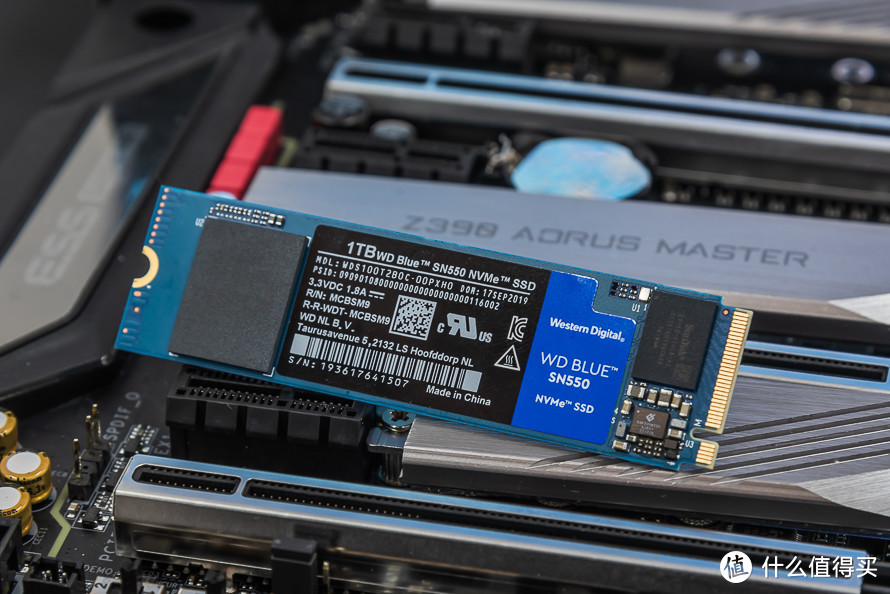 西数WD Blue SN550 NVMe SSD评测：原厂芯片、性能提升高达42%