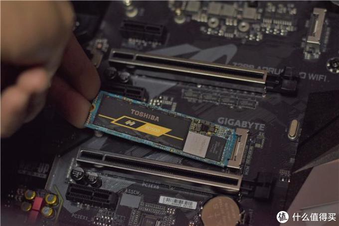 固态硬盘选购指南,5年质保,东芝RD500 NVMe 固态硬盘如何?
