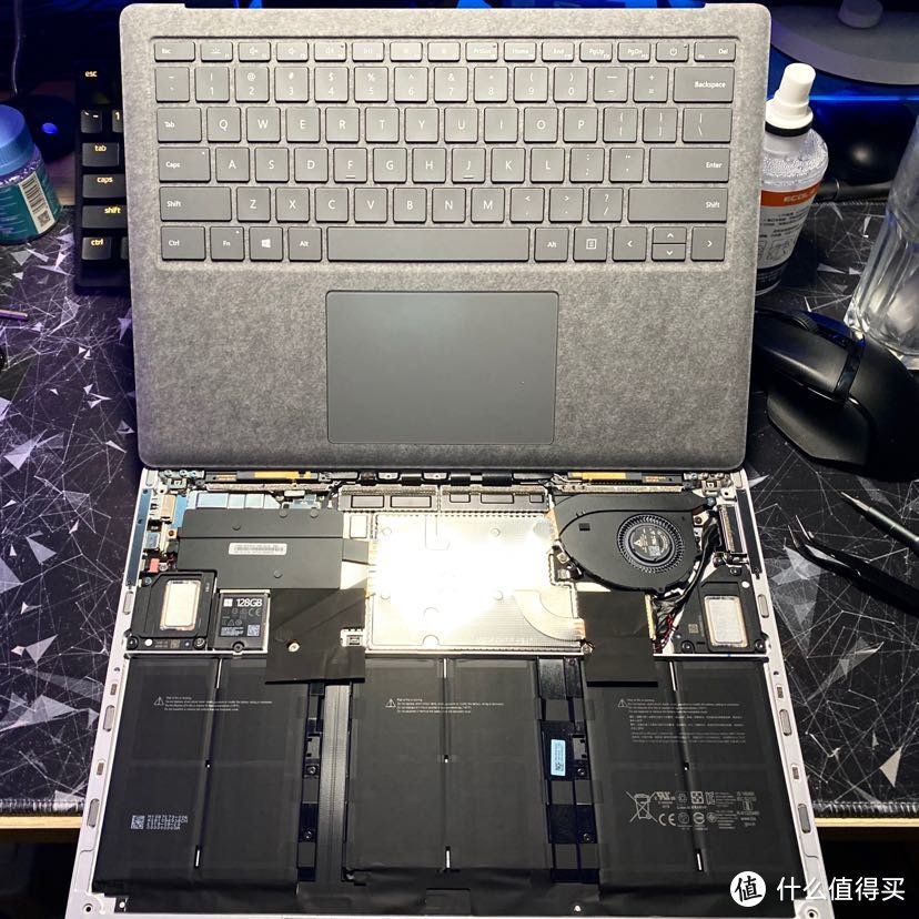 Surface Laptop 3换硬盘作业！