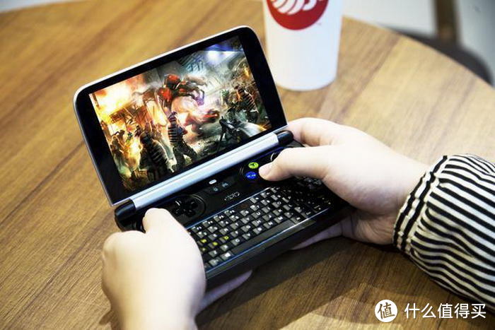 一说掌机“急头白脸”，NS做到和做不到的它都拿下了：GPD WIN 2深度点评