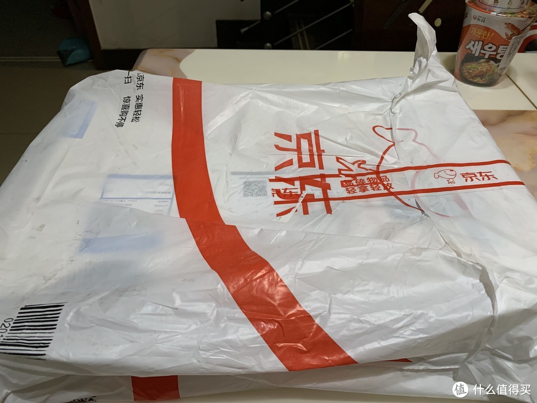 祖传的京东的包装，一个袋子就打发了