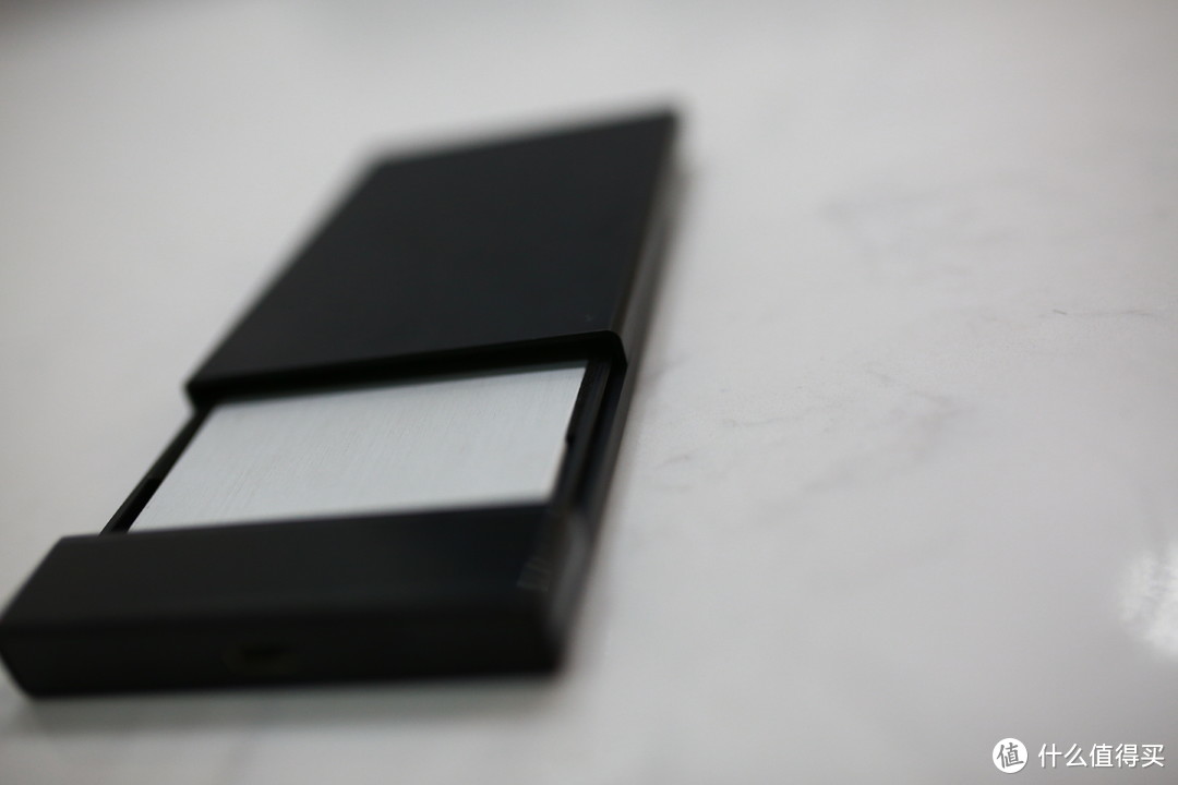 闲置固态硬盘变废为宝——一款绿联SATA2.5英寸硬盘盒