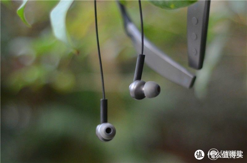 时尚单品运动伴侣——Iqua G38双动圈音乐蓝牙耳机测评
