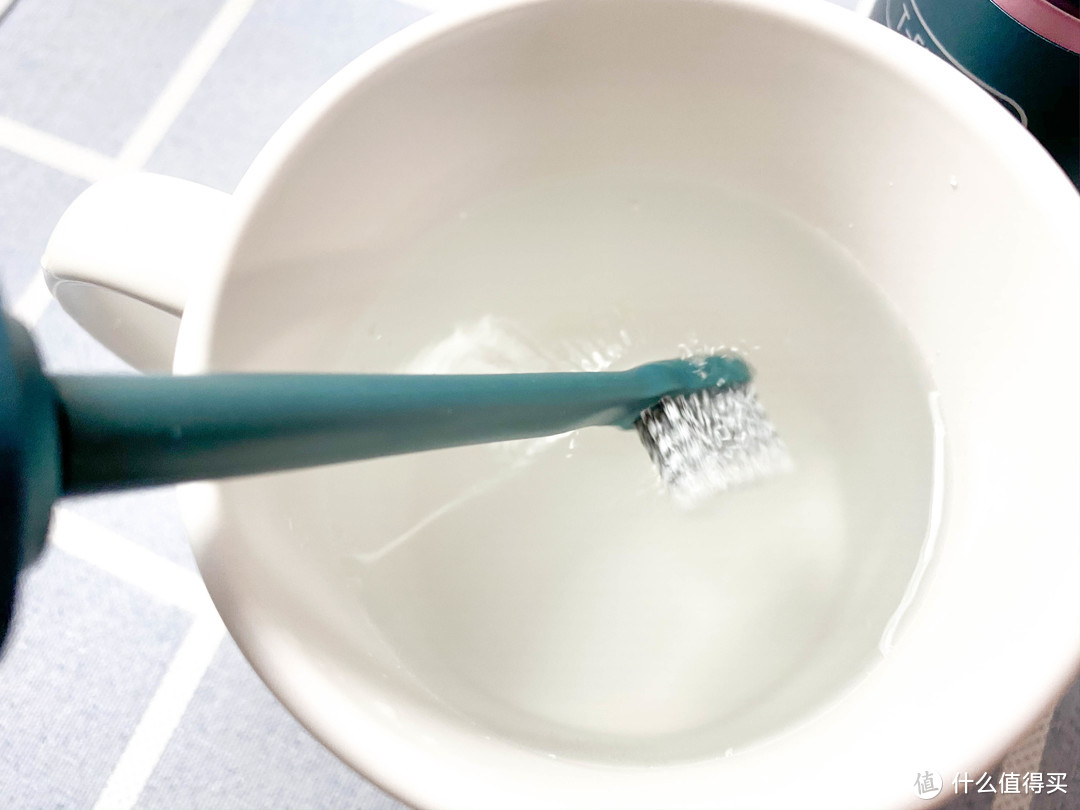 一个电动牙刷小白的发现之旅——OMG，这款电动牙刷太好用了！