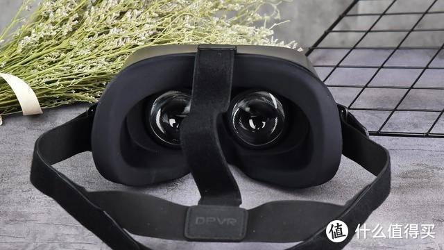 大朋VR P1 Pro 4K游戏初体验，原来男人的快乐真就这么简单！