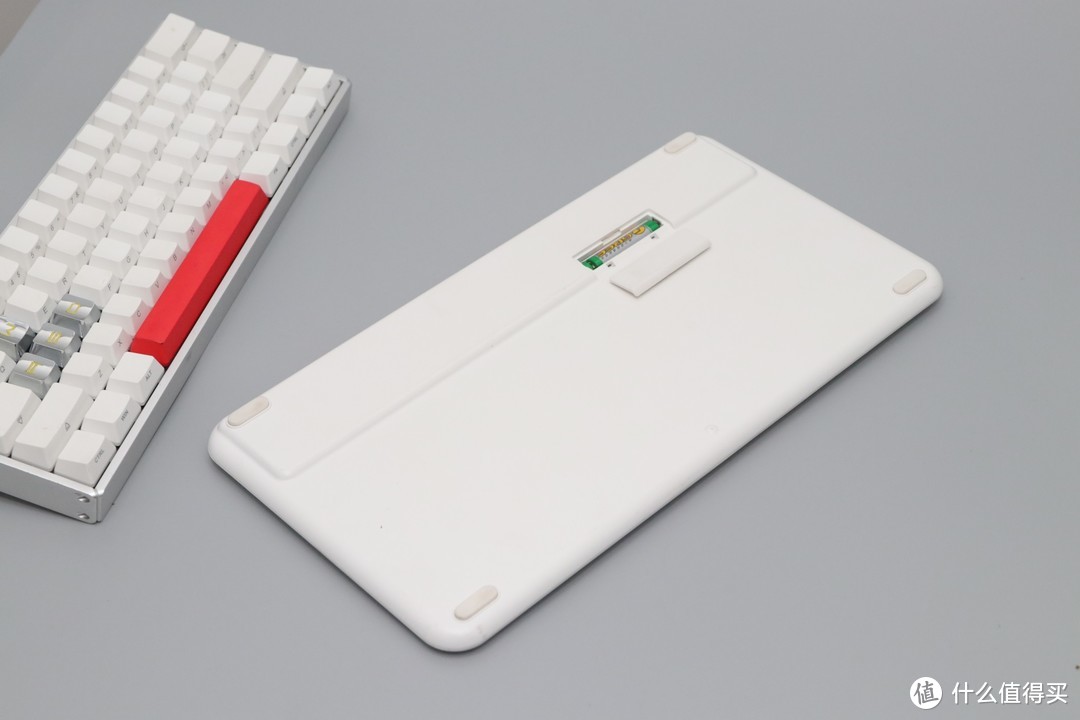  将‘爱奇艺’变为‘生产力’IPAD蓝牙键盘 达尔优LK200