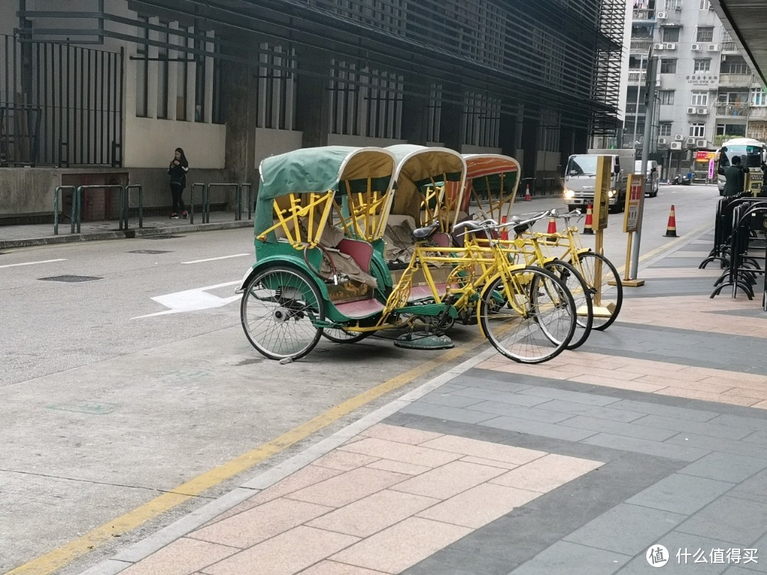 新葡京旁边的老爷车，不知道有没有人坐