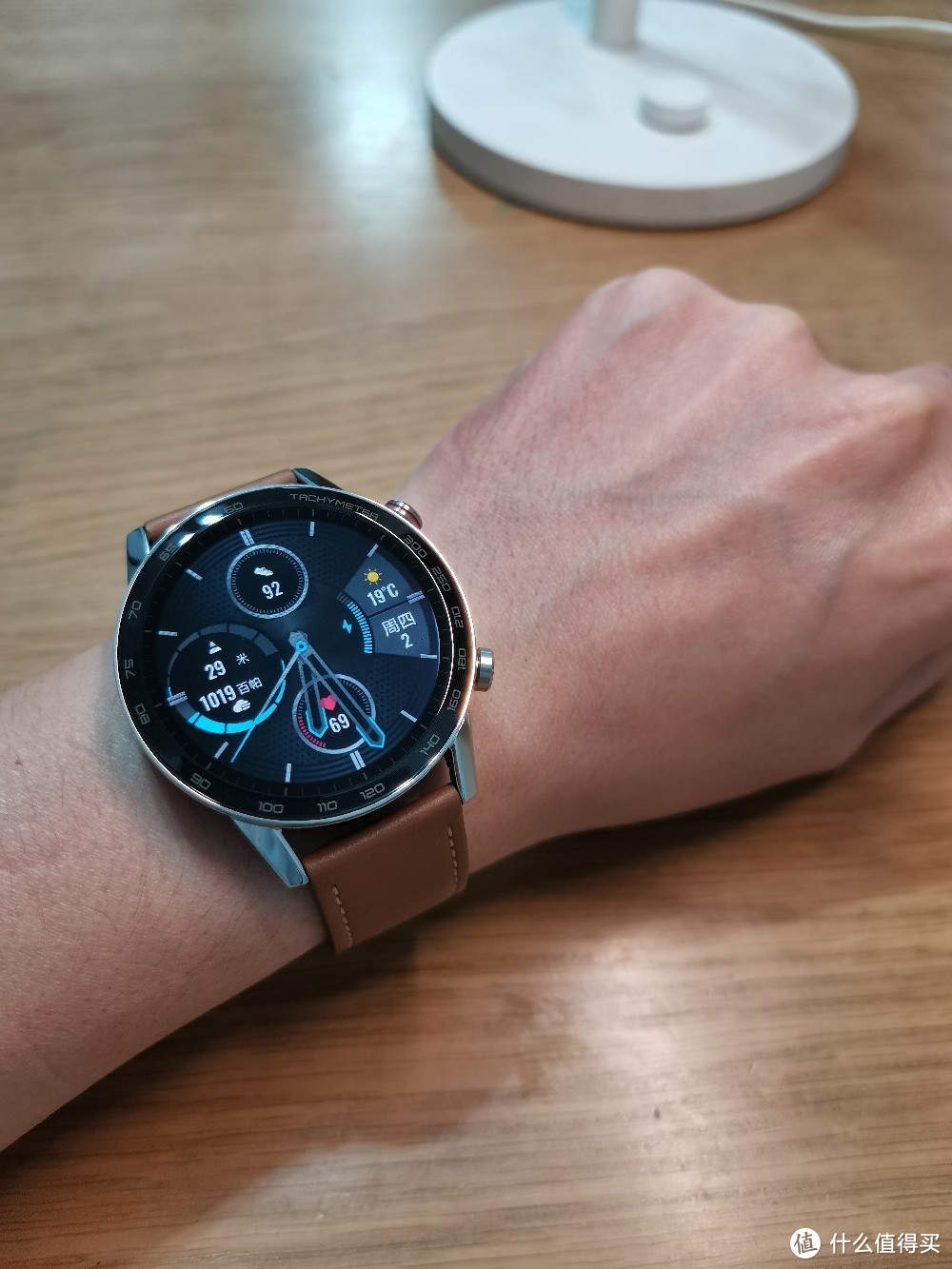 首晒，荣耀HONOR MagicWatch2 46mm 亚麻棕智能手表