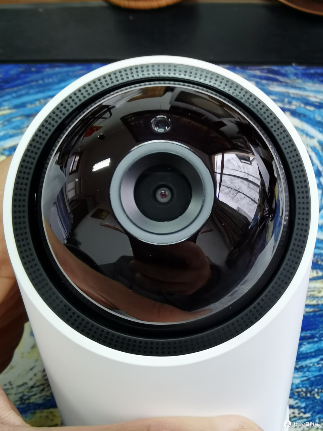 荣耀智能云台摄像头:新生态新尝试,但这个体验就有点.hmmm.