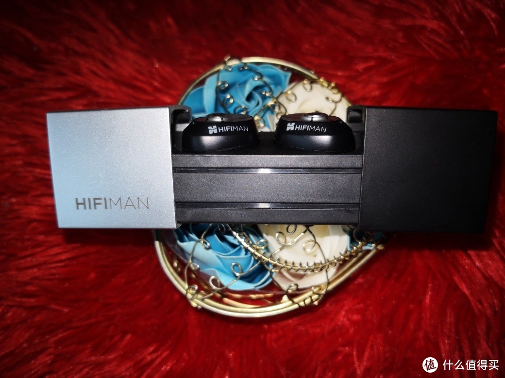 黑与白的碰撞、音乐的冰火三重奏-HIFIMAN (头领科技)TWS600A真无线蓝牙耳机评测