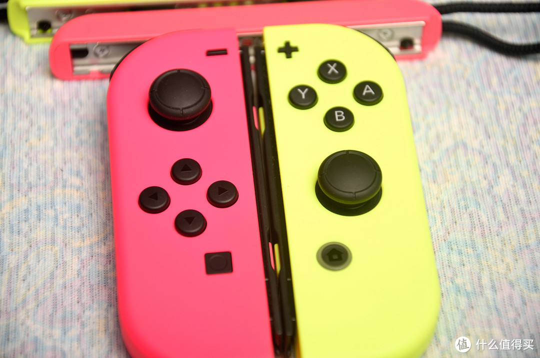 Nintendo 任天堂《超级马里奥：派对》+ Joy Con双手柄套装 晒晒晒