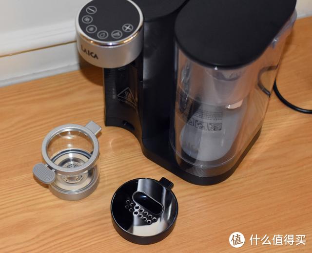 90后的智能泡茶生活，莱卡净水泡花一体机让喝茶变得更简单