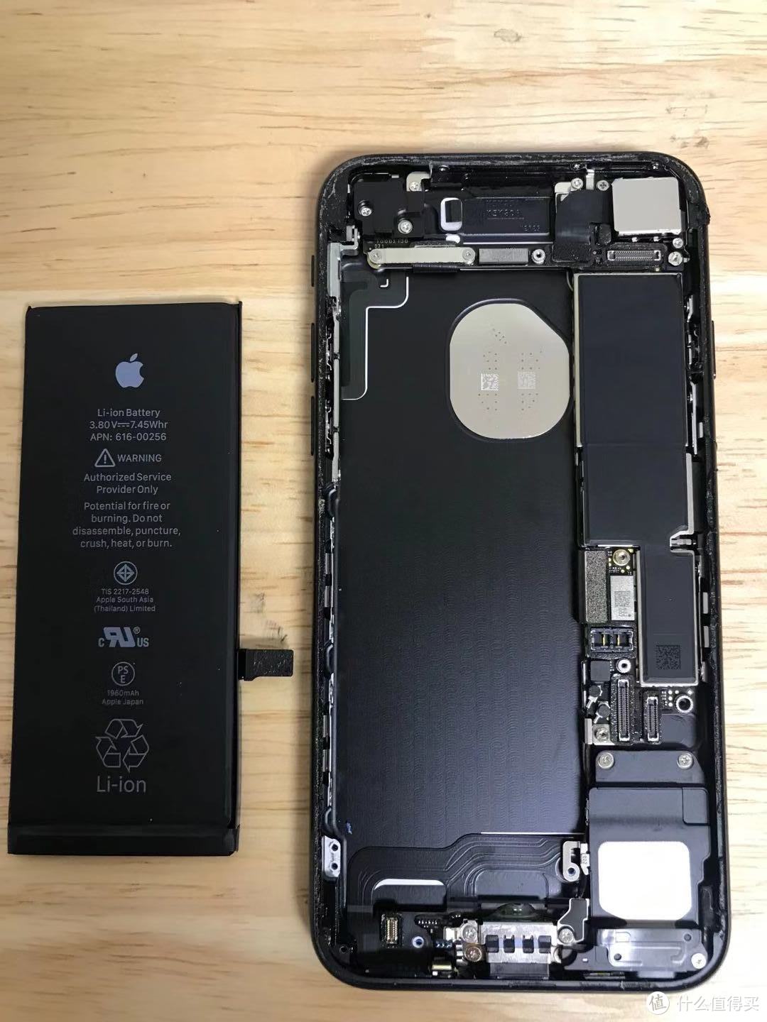 胆大心细，你也可以！分享iPhone7超详细换电池过程。