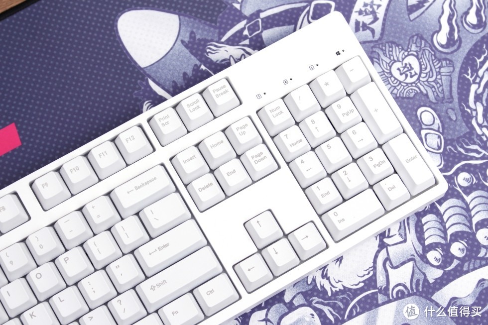 迦斯 ganss GS104C机械键盘（无光版）+粉笔键帽开箱体验