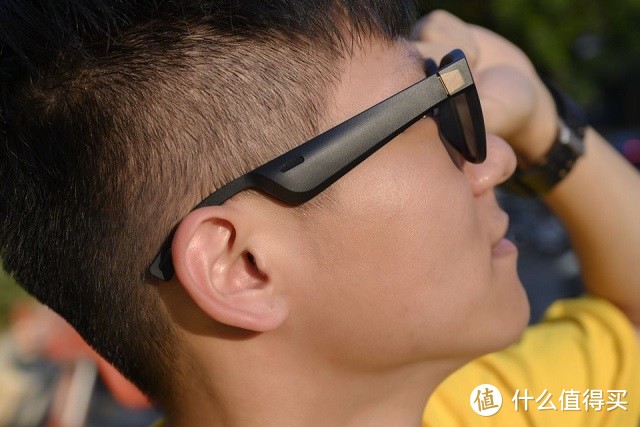 不戴耳机也能听歌！Bose新品智能眼镜重组视觉与听觉