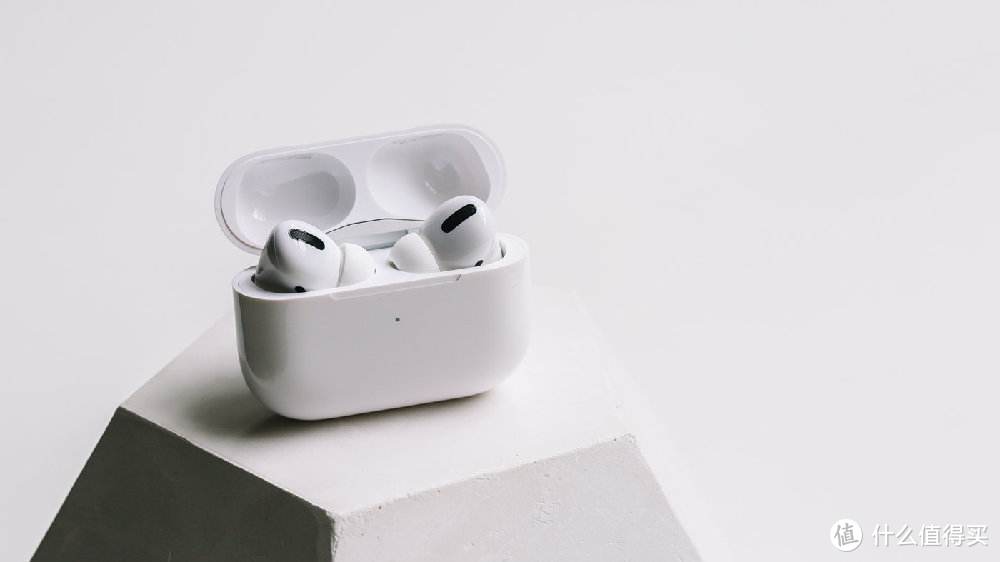 奢侈品牌又出天价AirPods Pro保护套，有钱人的审美你能get吗？