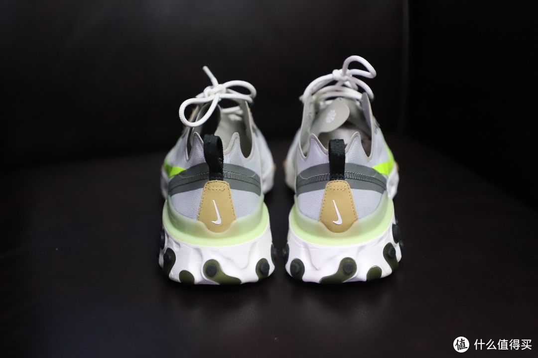 兄弟萌，NIKE REACT ELEMENT 55和87你选哪一双？