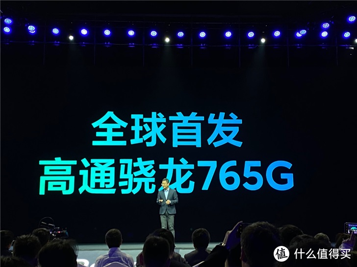 售价不足2000元的5G手机，沉寂了一年的小米，再次扮演了价格屠夫