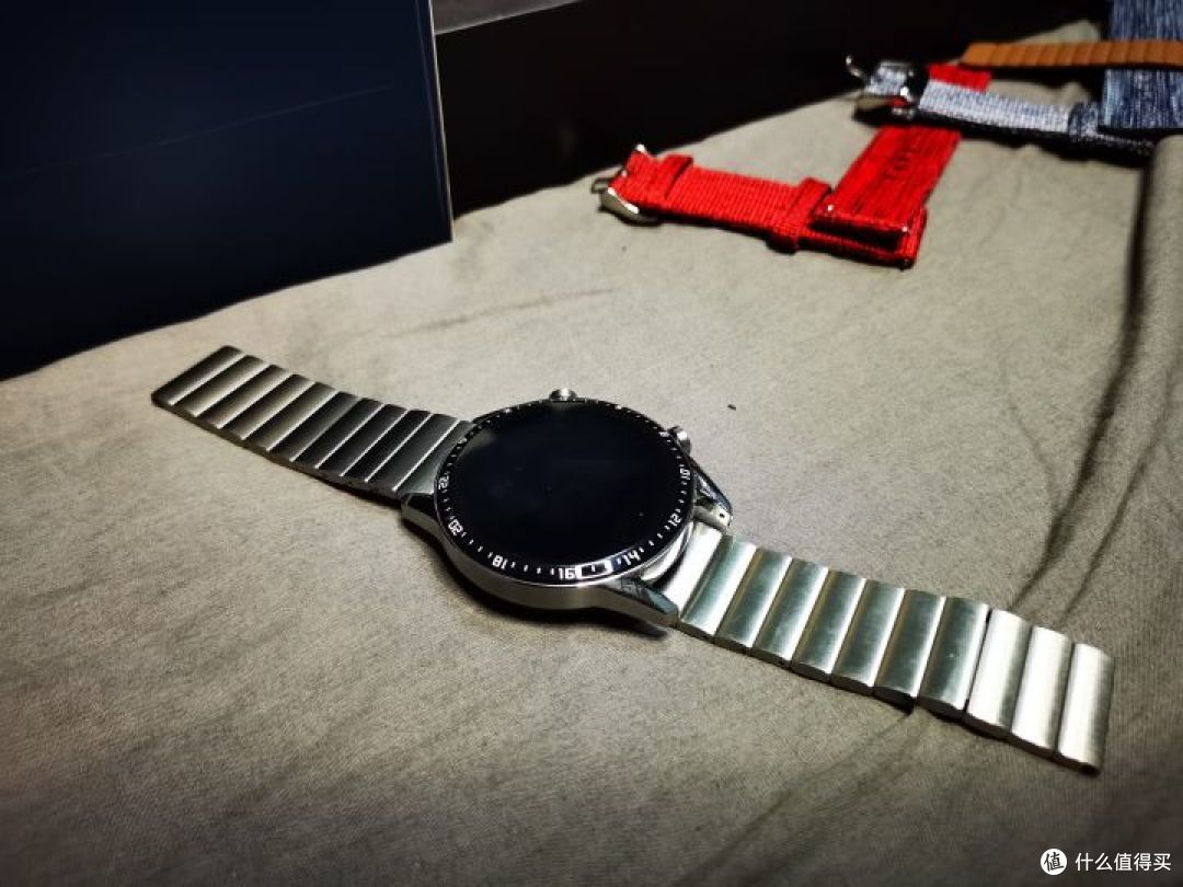 智能手表配什么表带？一文搞定方表圆表选择表带困难症by华为Watch GT2 荣耀Magic