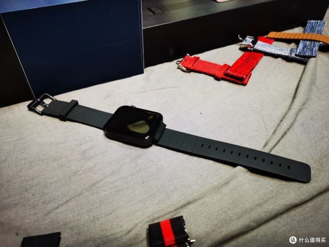 智能手表配什么表带？一文搞定方表圆表选择表带困难症by华为Watch GT2 荣耀Magic