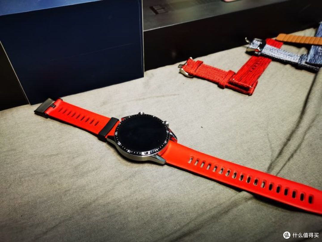 智能手表配什么表带？一文搞定方表圆表选择表带困难症by华为Watch GT2 荣耀Magic