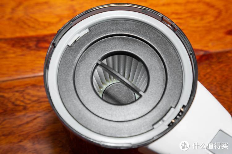 这应该是360最让人心动的新品：优点手持无线吸尘器开箱体验！