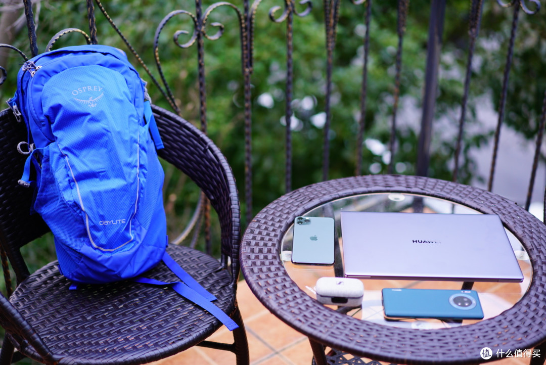 日常vs远方Osprey ARCANE隐客10升 vs DAYLITE日光_男士双肩包_什么值得买