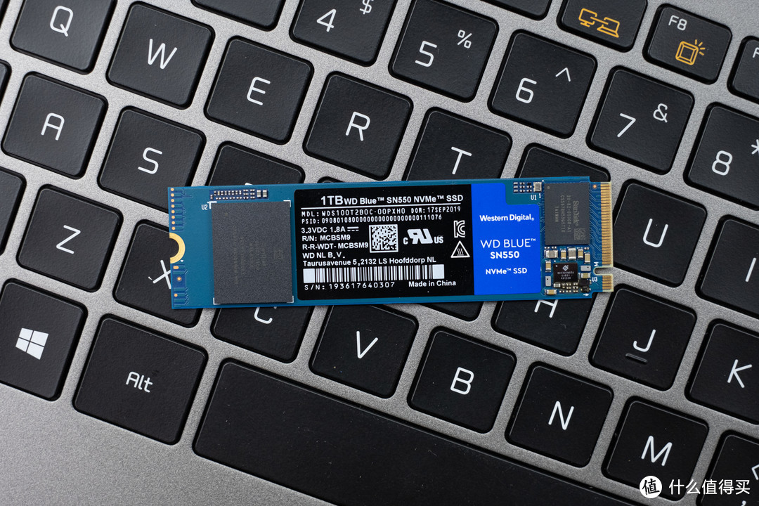 笔记本电脑M.2固态硬盘全面升级记：WD Blue SN550 NVMe SSD 1TB