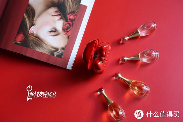 红红火火过大年 HUAWEI FreeBuds 3蜜语红春节特辑图赏