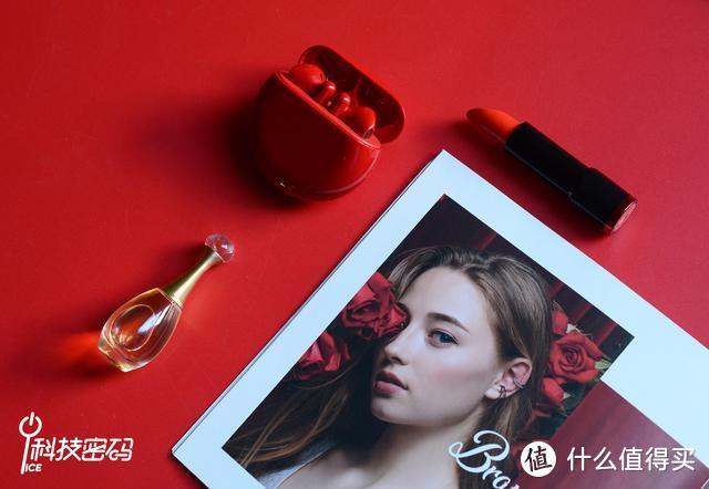 红红火火过大年 HUAWEI FreeBuds 3蜜语红春节特辑图赏