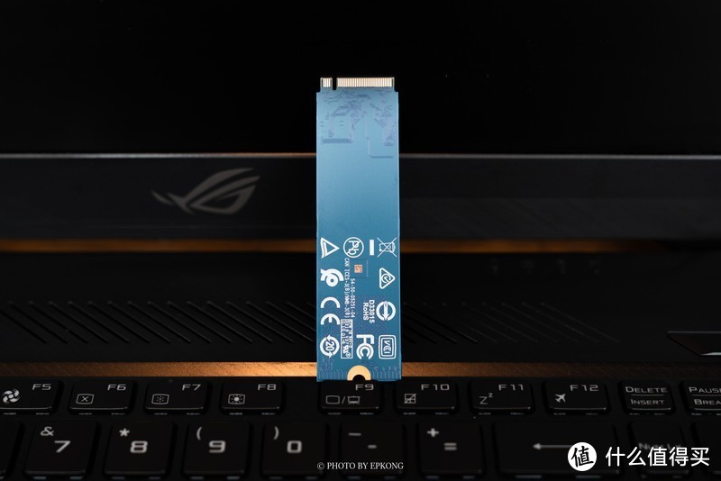 笔记本换固态并不难——给败家之眼换上大容量固态WD Blue SN550 NVMe SSD 1T