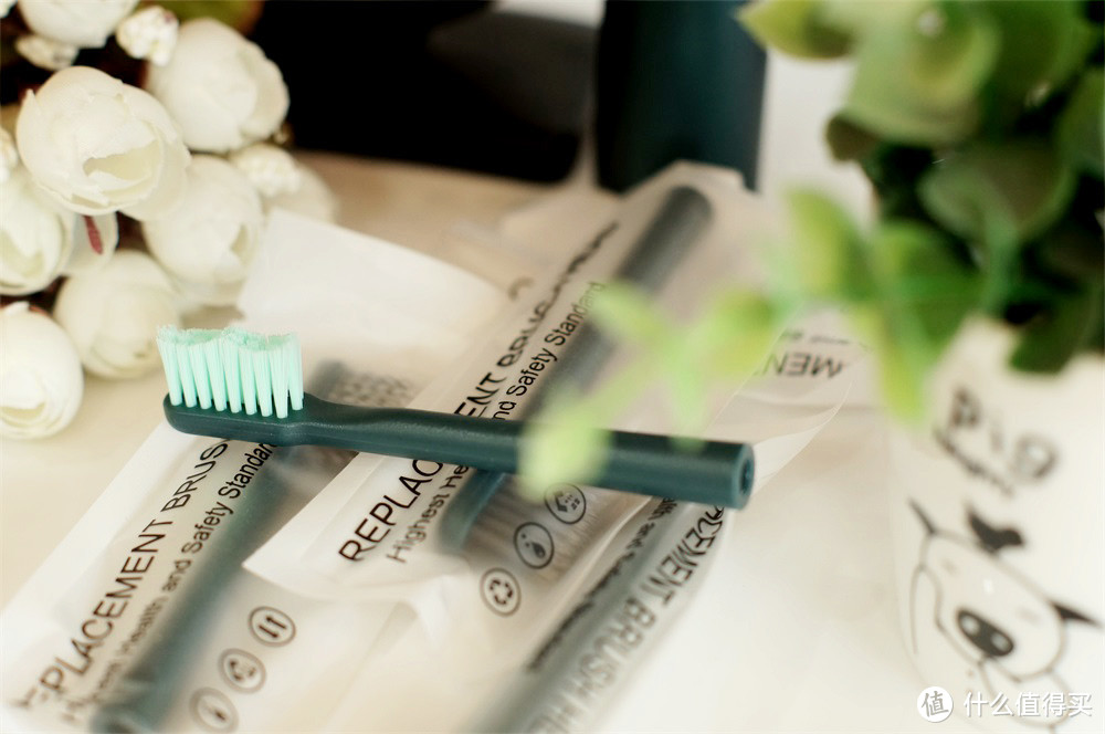 不再让牙刷成为细菌培养槽——T-FLASH电动牙刷测评