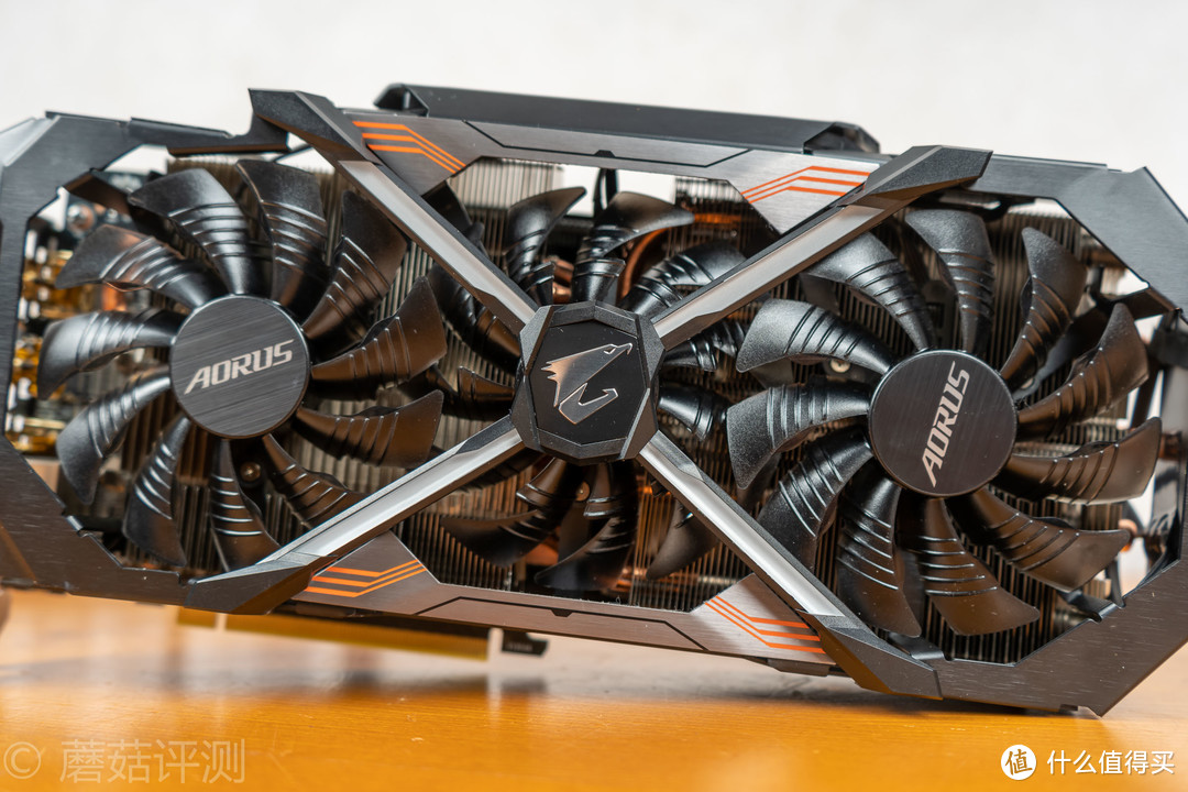 体验一块*级的2060显卡、技嘉AORUS RTX 2060 XTREME大雕显卡 评测