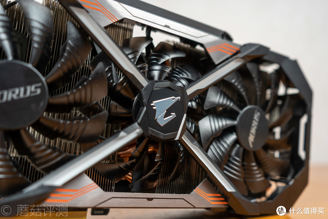 体验一块*级的2060显卡、技嘉AORUS RTX 2060 XTREME大雕显卡 评测