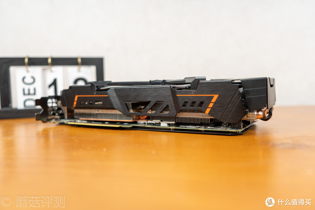 体验一块*级的2060显卡、技嘉AORUS RTX 2060 XTREME大雕显卡 评测