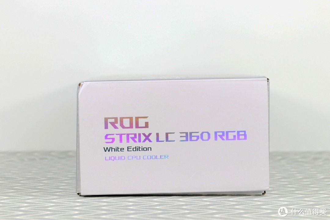 再战发烧级纯白水冷，华硕ROG STRIX LC 360 RGB WE小白龙上手体验