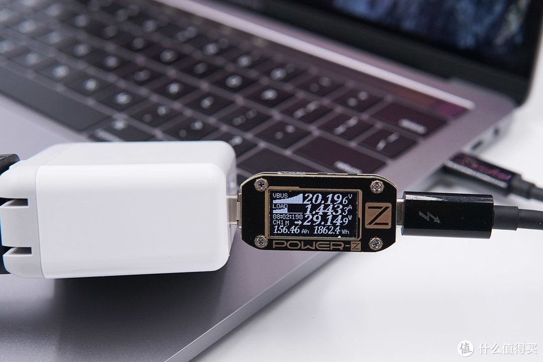 支持多种快充协议，iWALK 30W USB PD充电器评测