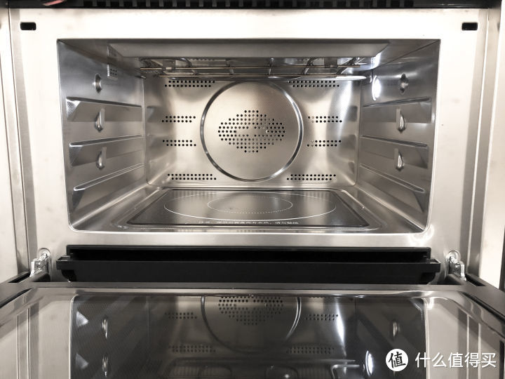 测评：新年新装备，微蒸烤箱一体机好不好用？整个蒜蓉蒸烤生蚝试试！