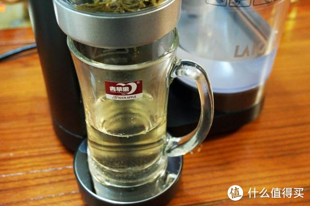 莱卡净水泡茶一体机：多重过滤、一体泡茶，畅享自然清香茶味道！