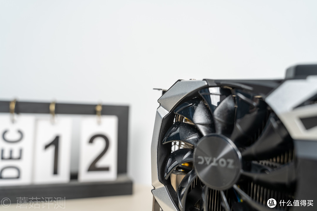 用料夸张，性能强大、索泰(ZOTAC)RTX2080super至尊PLUS OC显卡 评测