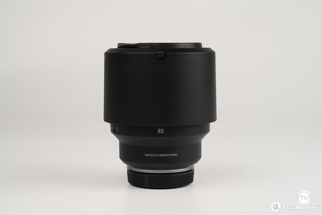 有了佳能EOS R的你 怎么能少了这支人像镜皇RF85mm F1.2L USM呢？