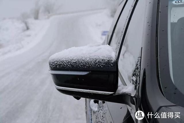 捷途X95上雪山，有一种小心翼翼的享受感