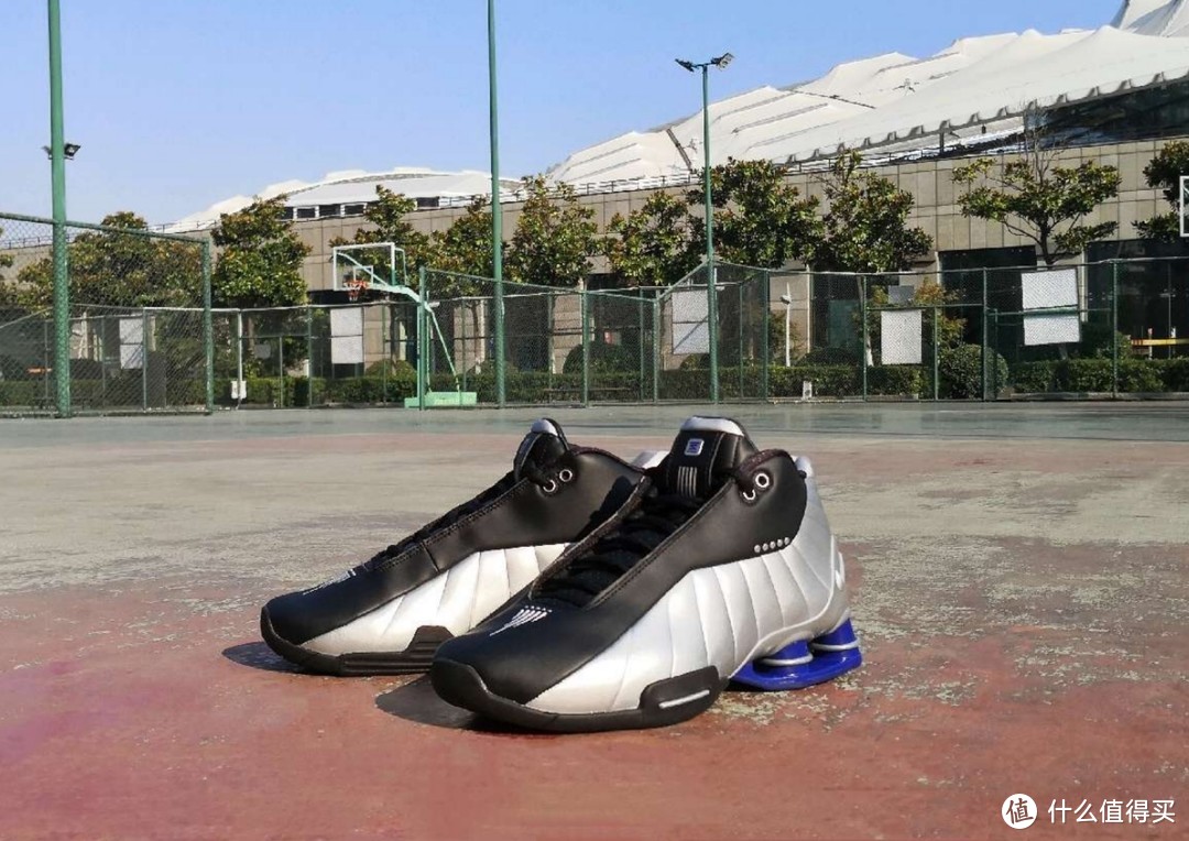 终究只是情怀 NIKE  SHOX   BB4