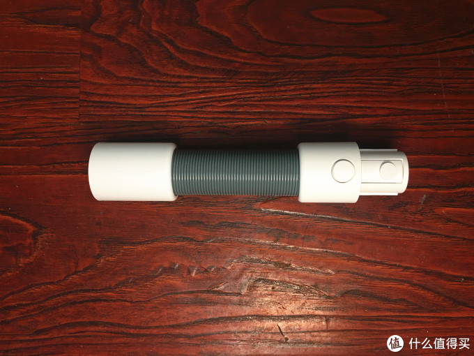 追觅无线吸尘器V10开箱并附上与戴森V6的简单对比
