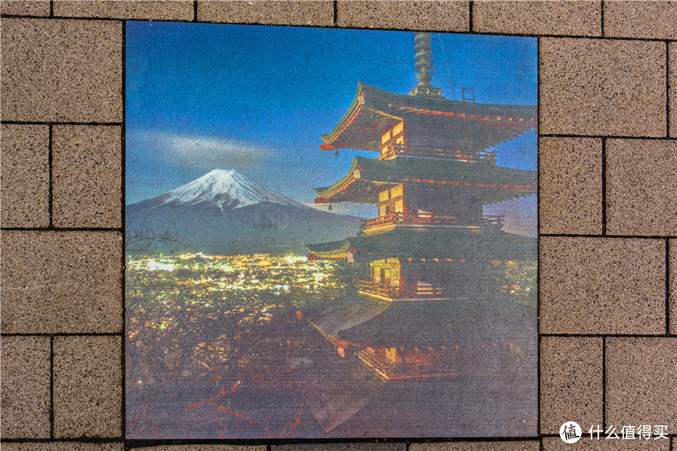 路上还有一幅幅的画时刻戳我的心，提醒着我没见到富士山的悲剧。
