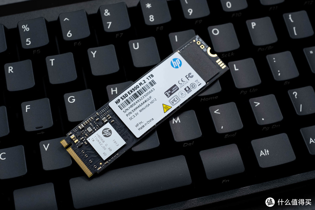 给电脑仓库机械硬盘升级为NVMe SSD固态硬盘：惠普 EX900系列 固态硬盘
