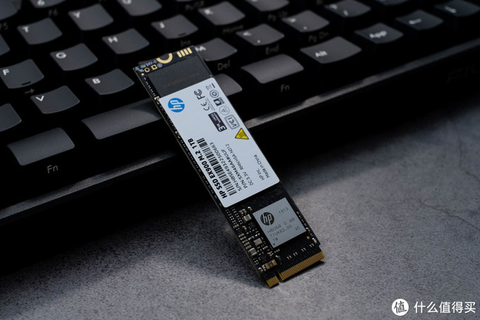 给电脑仓库机械硬盘升级为NVMe SSD固态硬盘：惠普 EX900系列 固态硬盘