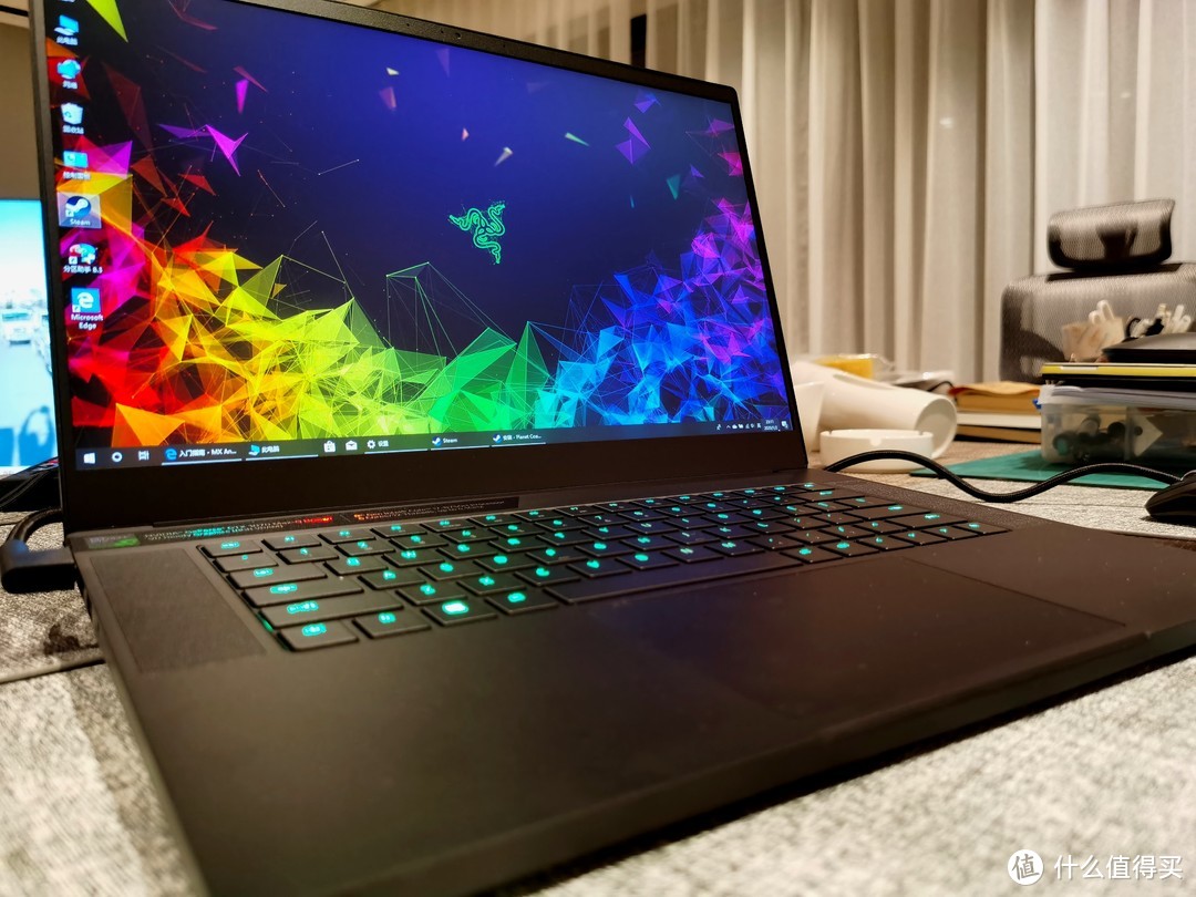 买来就落伍的雷蛇RAZER8代i7精英版15.6寸GTX1070MAX-Q版使用感受